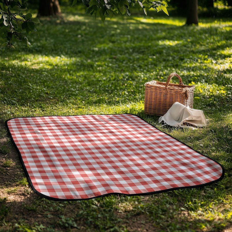 Gingham Picnic Blanket - Thumbnail 2