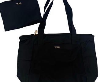 Bolsa de viaje plegable grande TUMI Voyageur Just In Case de nailon negro, nueva sin etiquetas.