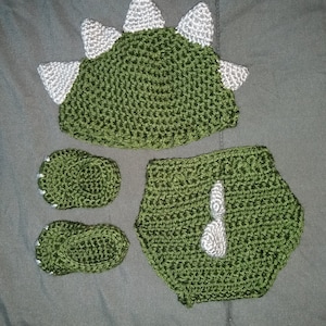 Made to order Handmade Newborn photo prop set- dinosaur with hat, diaper cover and shoes. Greens with customizable secondary color