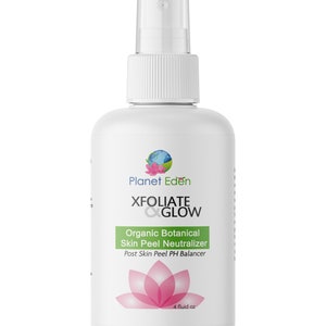 Peut inclure: Bouteille en plastique blanche avec un embout pulvérisateur. L'étiquette indique "Planet Eden", "XFOLIATE & GLOW", "Organic Botanical Skin Peel Neutralizer", "Post Skin Peel PH Balancer", et "4 fluid oz".