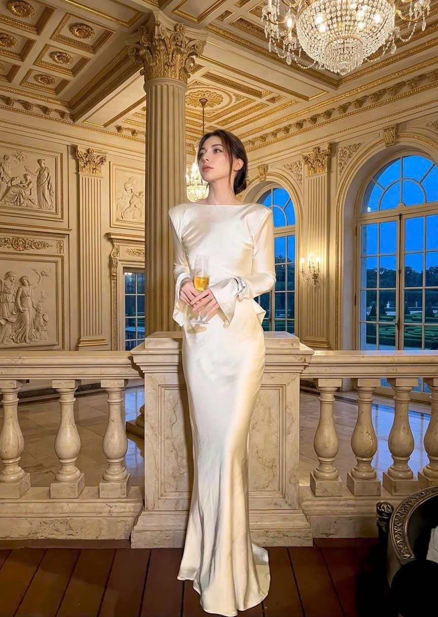green emerald velvet dress Old Money Fitted Mermaid Wedding Dress