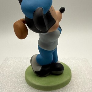 Walt Disney Mickey Mouse Golfer porcelain figurine. 1990s 画像 2