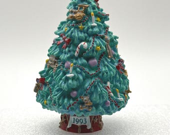 Hallmark Keepsake Ornaments. Collector’s Club Anniversary Edition. Trimmed with Memories. Vintage 1993