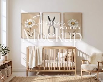 Maqueta vertical de 3 marcos / DIN A / Escena neutra de habitación infantil, exhibición de obras de arte para guardería (PSD)