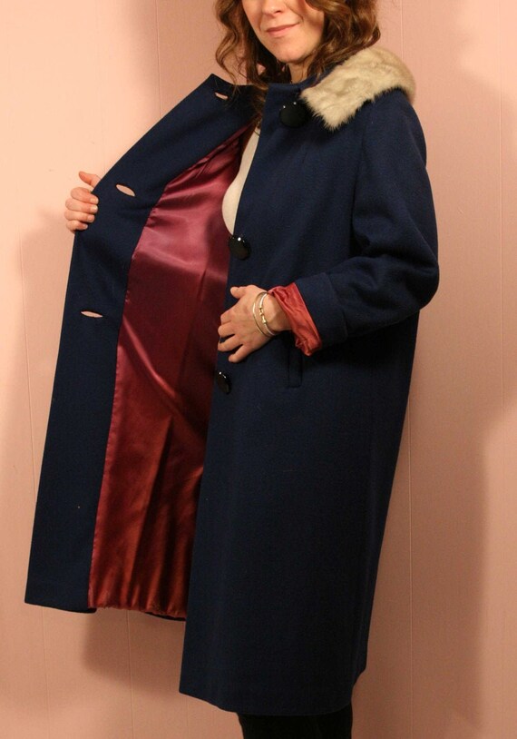 Navy Jacket/ FUR Collar/Vintage/A-Line