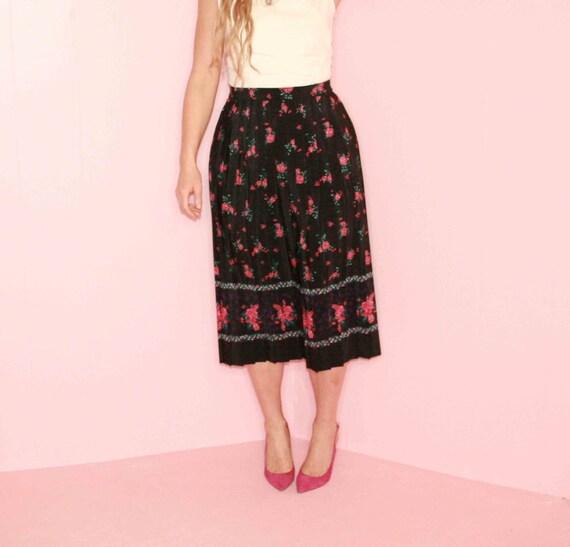 Floral Maxi Skirt - image 5