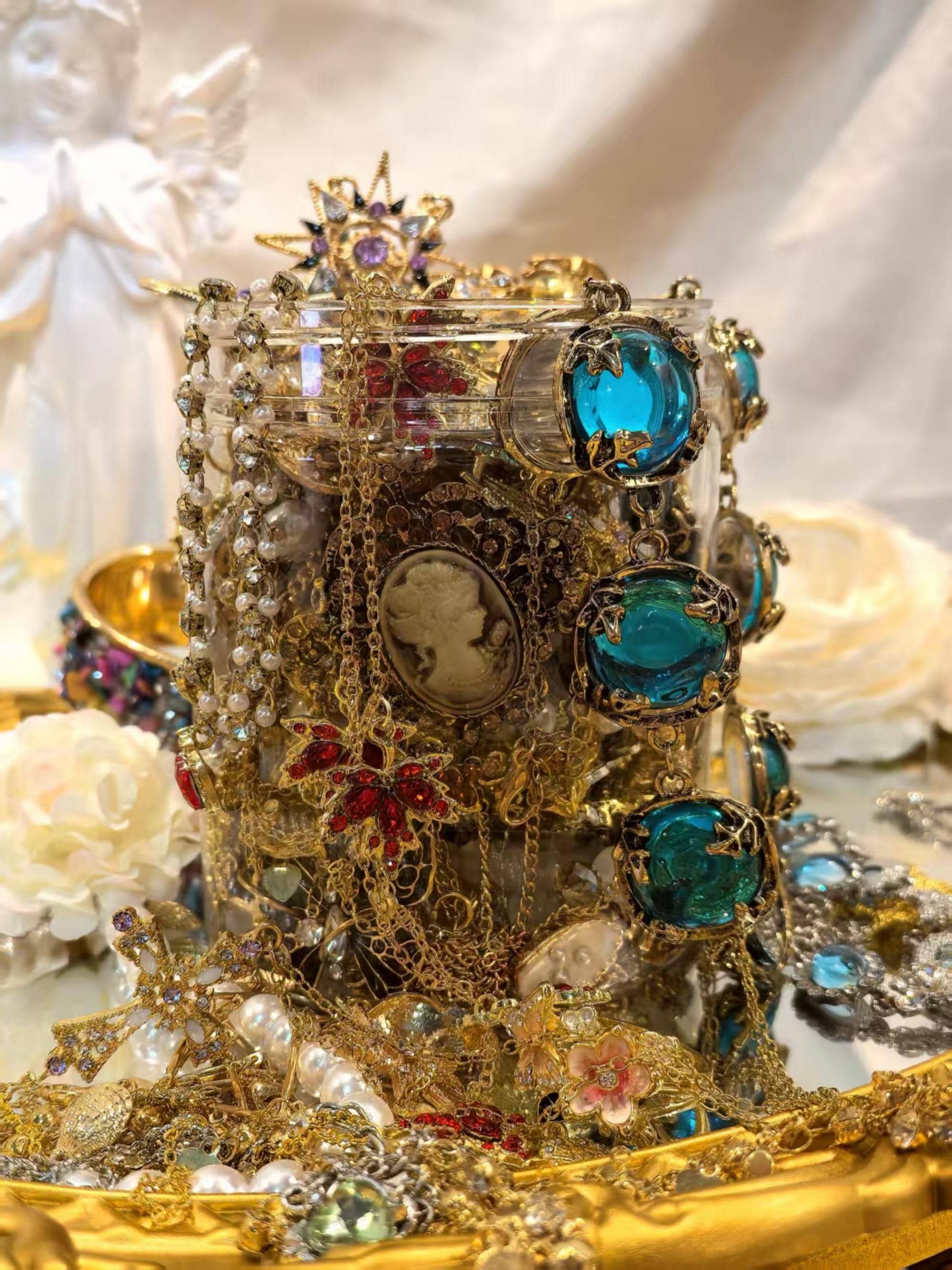 【実家整理品F】イミテーションアクセサリー約1200gネックレス、ブローチ、指輪 実家整理品F】イミテーションアクセサリー約1200gネックレス