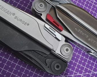 Thumb Stud Upgrade Kit For Leatherman SURGE – Custom Fast-Deployment Mod