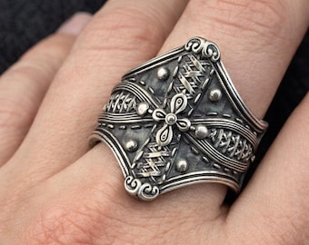 Medieval Armor Ring, Gothic Knight Ring, Viking Shield Adjustable Ring, Warrior Armor Jewelry, Antique Silver Statement Ring