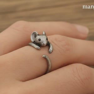 Cute Mouse Ring – Animal Wrap Ring, Adjustable Silver Mouse Jewelry, Gift for Her, Animal Lover Ring, Unique Whimsical Ring, Rustic Ring