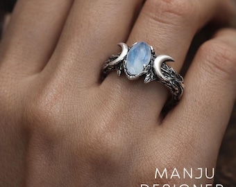 Moonstone Crescent Moon Ring, Lunar Ring, Witchy Celestial Jewelry, Boho Moonstone Ring, Nature Inspired Moon Goddess Ring
