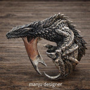 Silver Dragon Ring – Fantasy Creature Ring, Gothic Dragon Jewelry, Adjustable Statement Ring, Mythical Beast Accessory, Unique Gift