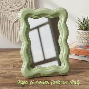Colorful Wavy Mirror Set, Funky Irregular Wall Mirrors, Playful Accent Decor for Bedroom Entryway Style G: 4x6in