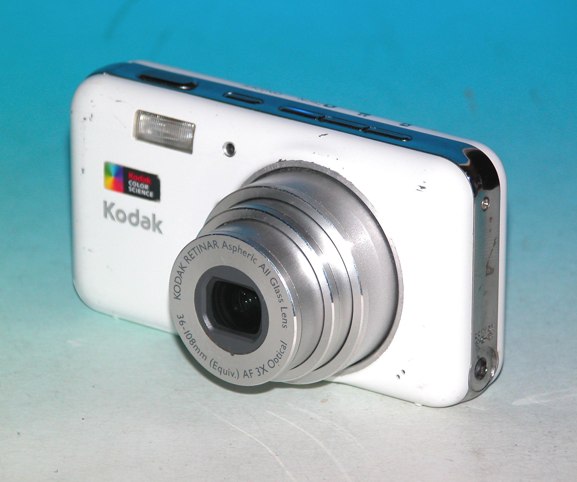 Kodak EasyShare V1003 10.0MP デジタルカメラ - ホワイトグレーズ 
