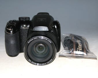 デジカメ FUJIFILM FINEPIX AV230 Amazon.co.jp: FUJIFILM FINEPIX AV230 Digital Camera, 3x