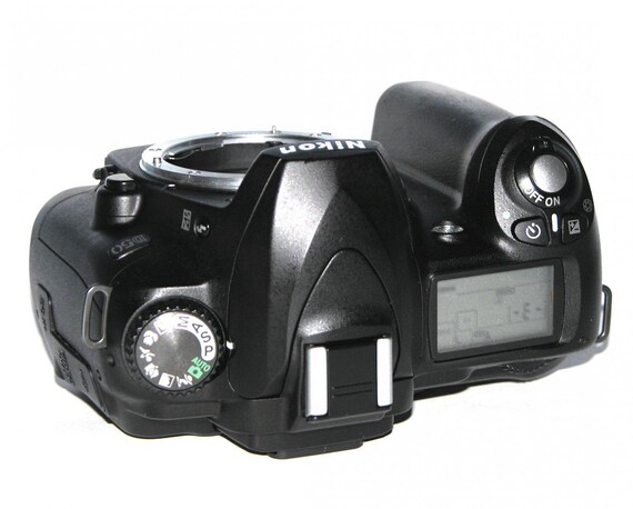 Nikon D50 6.1 MP デジタル一眼レフカメラ（本体のみ）#8895