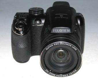 Fuji Fujifilm TW-300- Fast Duel Lens - Vintage Film - 35mm Point