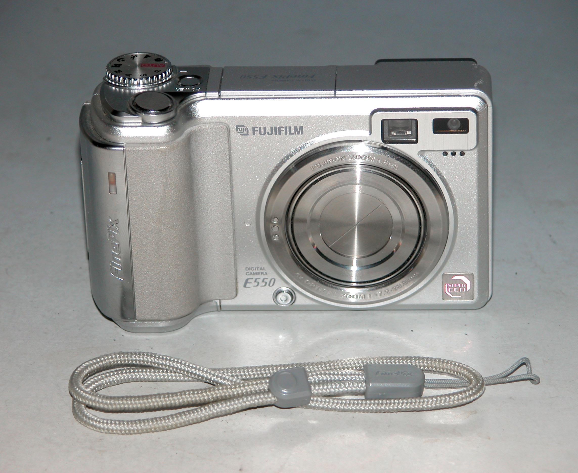 Reconditioned - Fujifilm Finepix E Series E550 6.3MP Digital