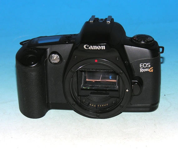 Canon EOS Rebel G / 500N 35mm SLR Film Camera (Body Only) #3933