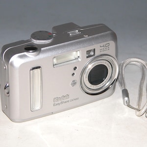 Kodak EasyShare CX7430 4.0MP Digital Camera - Silver #2640 (Uses 2 AA Batteries)