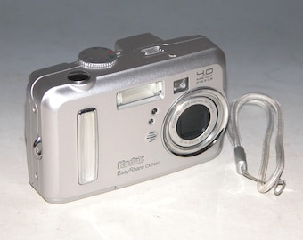 Kodak EasyShare CX7430 4.0MP Digitalkamera - Silber #2640 (benötigt 2 AA Batterien)