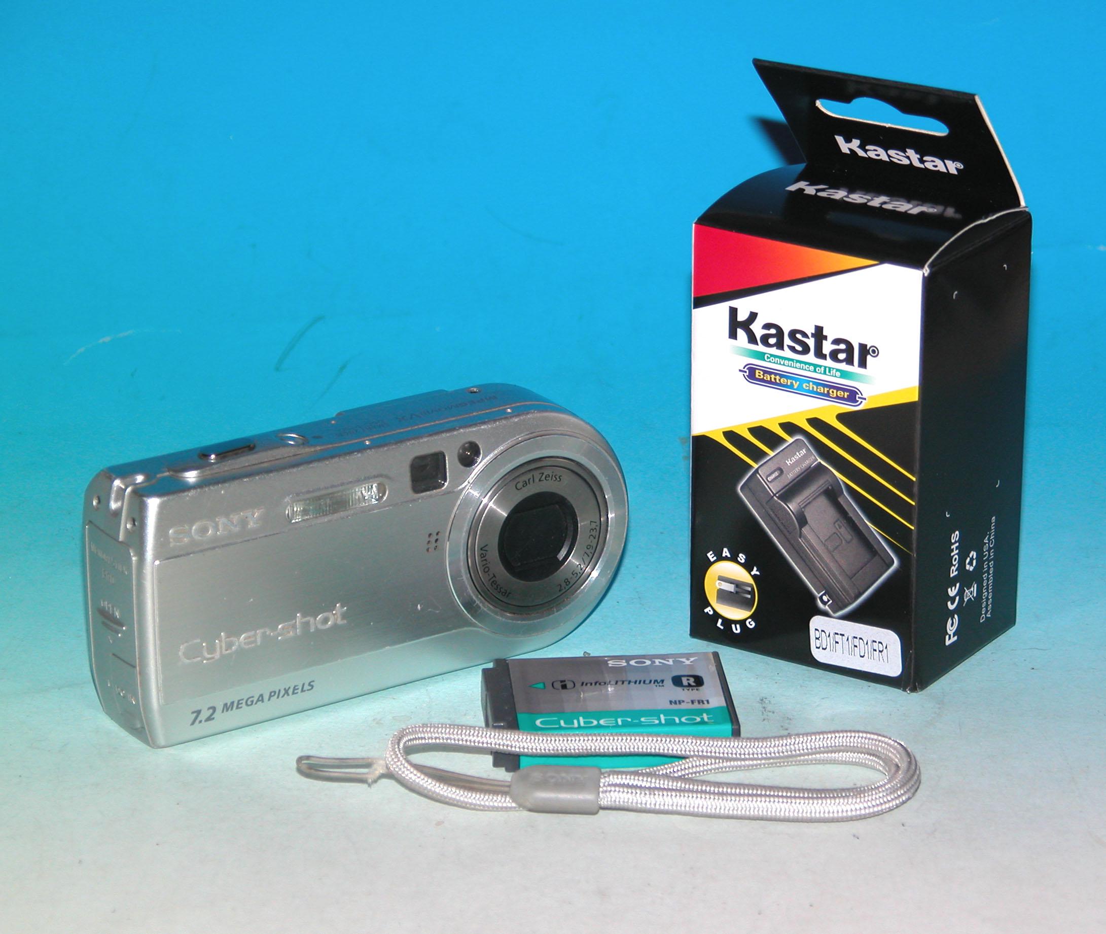 Sony Cyber-shot DSC-P150 7.2 MP Digital Camera - Silver #0201 