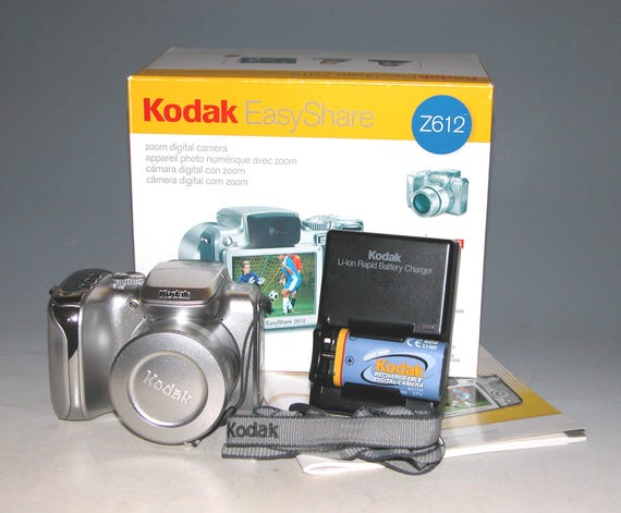 カメラ Amazon.com : Pentax ZX-30 QD 35mm SLR Film Camera Kit with AF Zoom