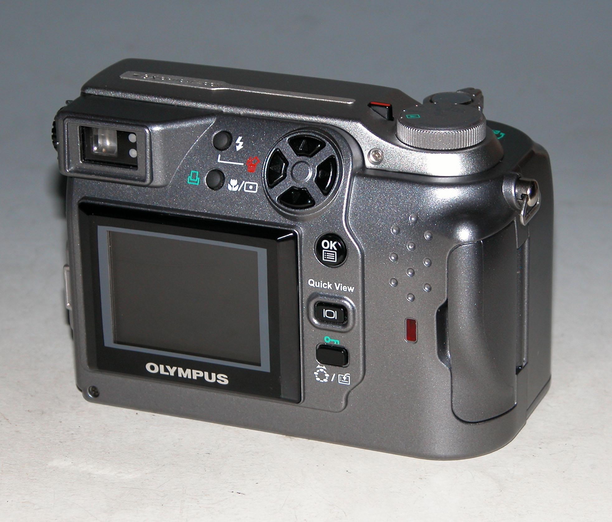 Olympus CAMEDIA C-4000 Zoom 4.0MP Digital Camera #2308 (takes 4