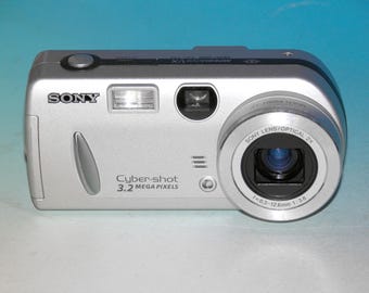Sony Cyber-shot DSC-P52 3.2MP Digital Camera - Silver #8874 (takes