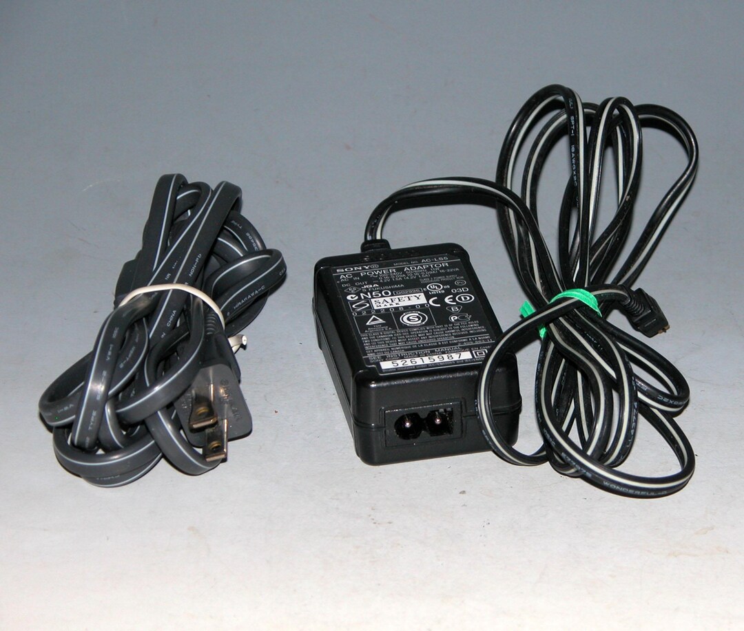 Sony AC–LS5 Adapter for Cyber-shot Cameras (DSC-P10, P100, P150, P200 ...