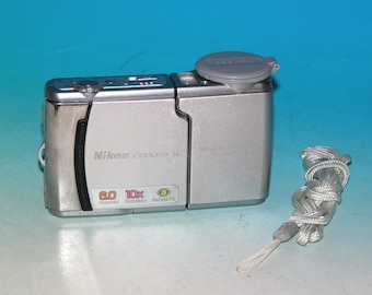 Fujifilm FinePix A Series A350 5.2MP Digital Camera