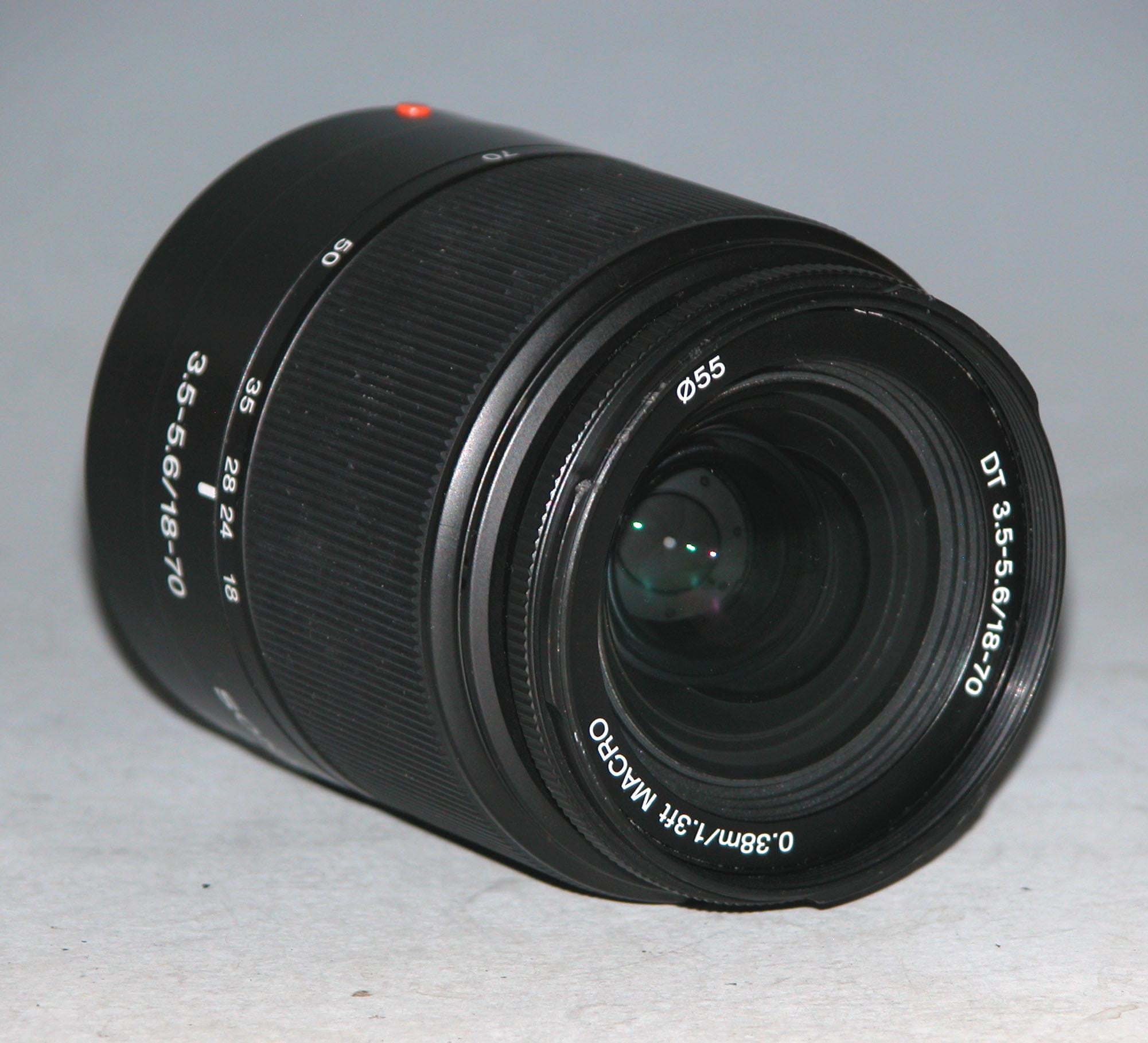 SONY α300/DT 18-70mm (良品） Sony DT 18-70mm F/3.5-5.6 Aspherical ED Standard Zoom Lens