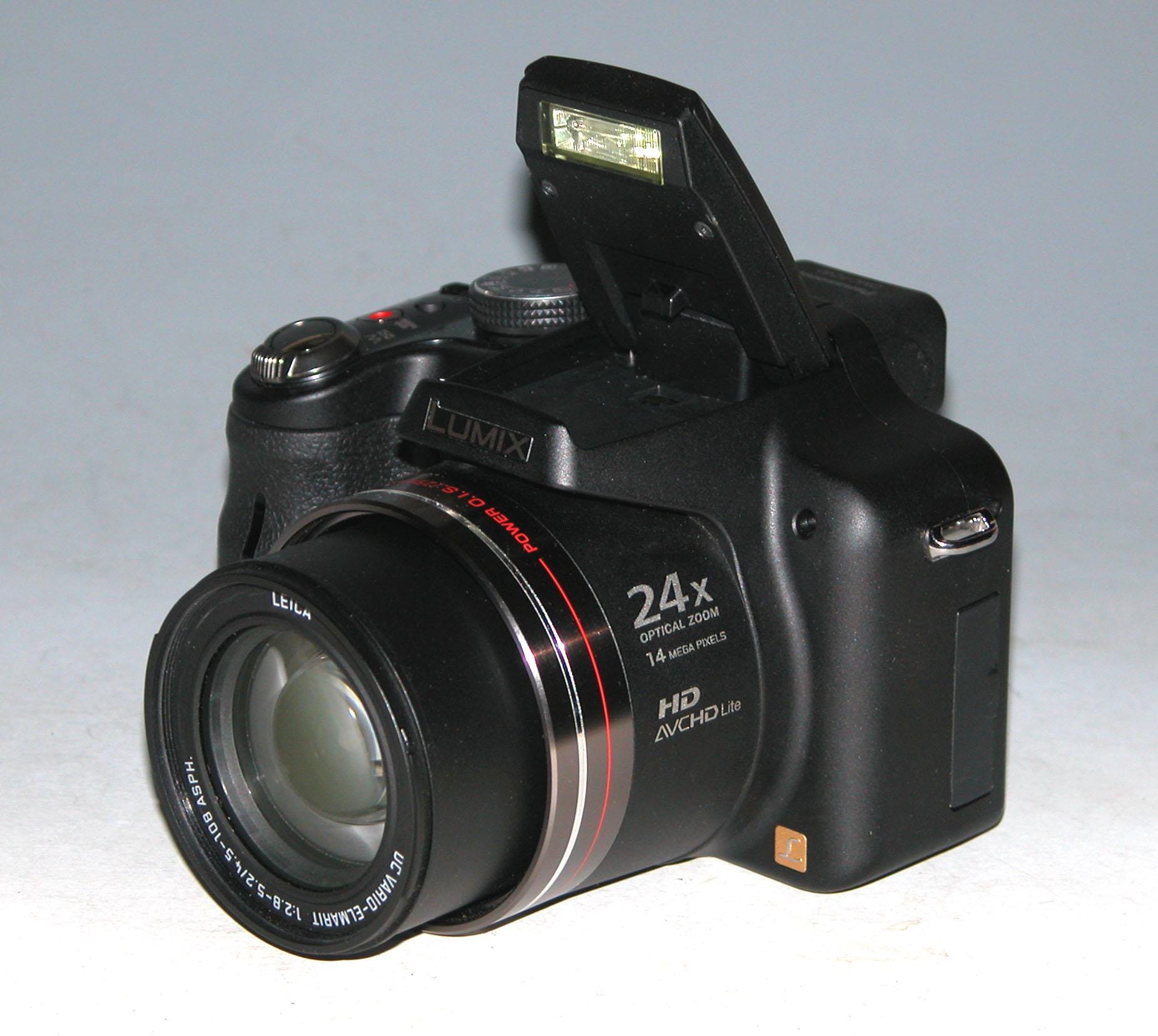 Panasonic Lumix DMC-FZ40 14.1MP 24x Zoom Digital Camera - Black