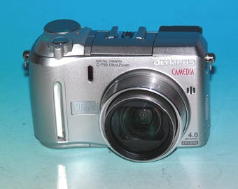 Nikon Coolpix 4200 Argenté - Appareil Photo Numérique Compact 4 Mpx - Occasion