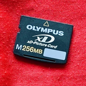 オリンパス xD-ピクチャーカード M 256 MB (M タイプ)
