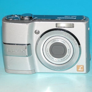 Panasonic LUMIX DMC-LS80 8.1MP Digital Camera - Silver #ns imagem 1