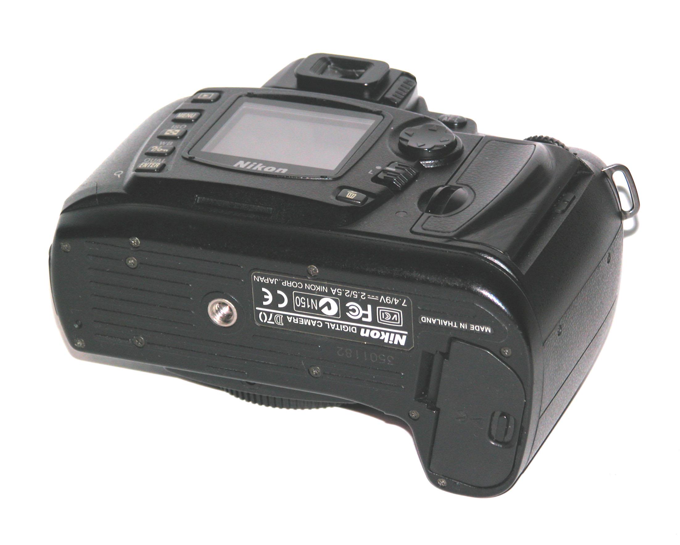 Buy Reconditioned - Nikon D70 6.1 MP Digital SLR Camera (body Only
