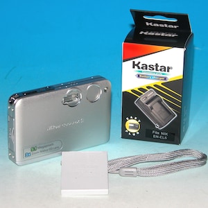 Nikon COOLPIX S1 5.1MP Digital Camera - Silver #1723