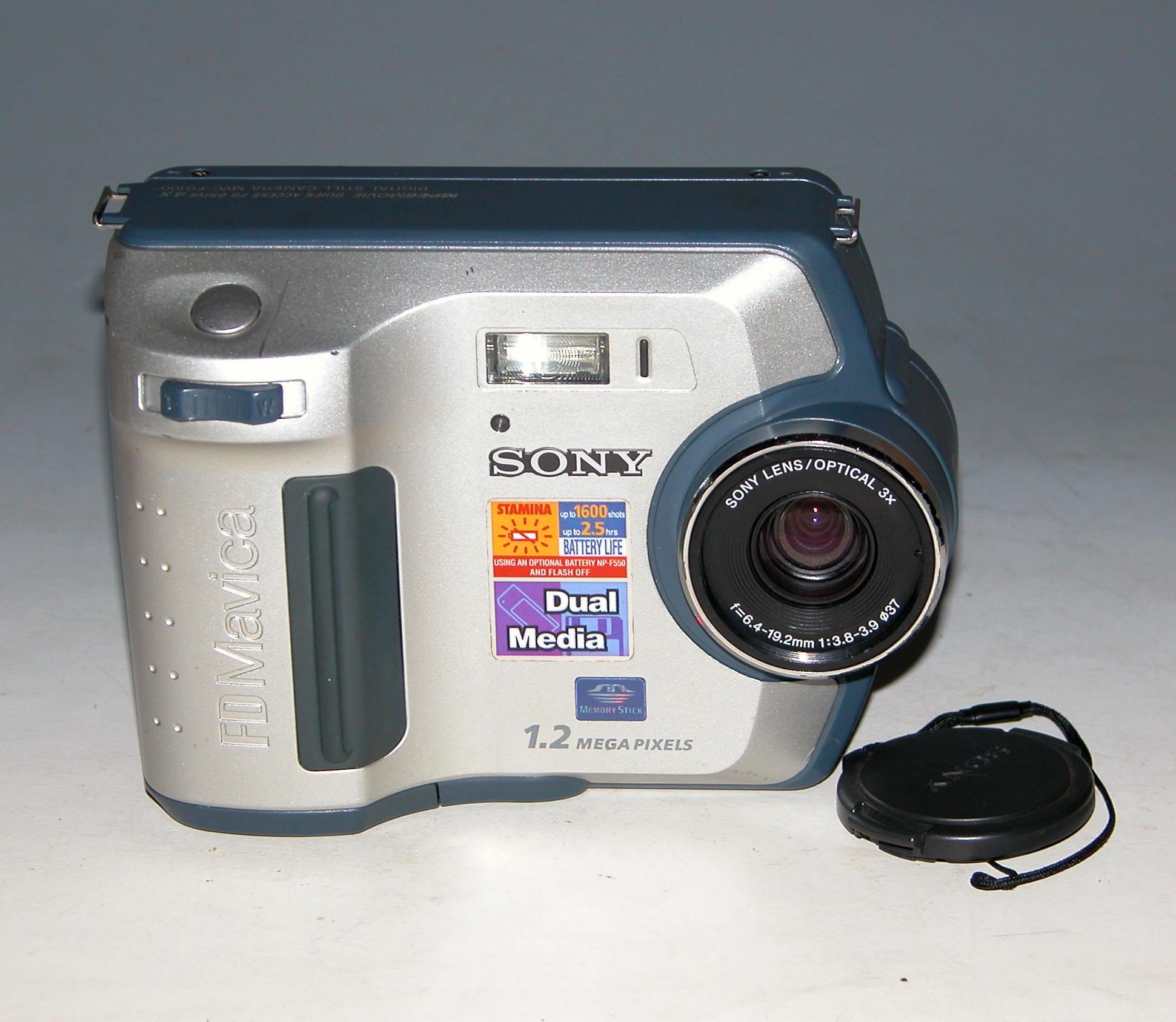 Sony Mavica MVC-FD100 1.2MP Digital Camera With Battery