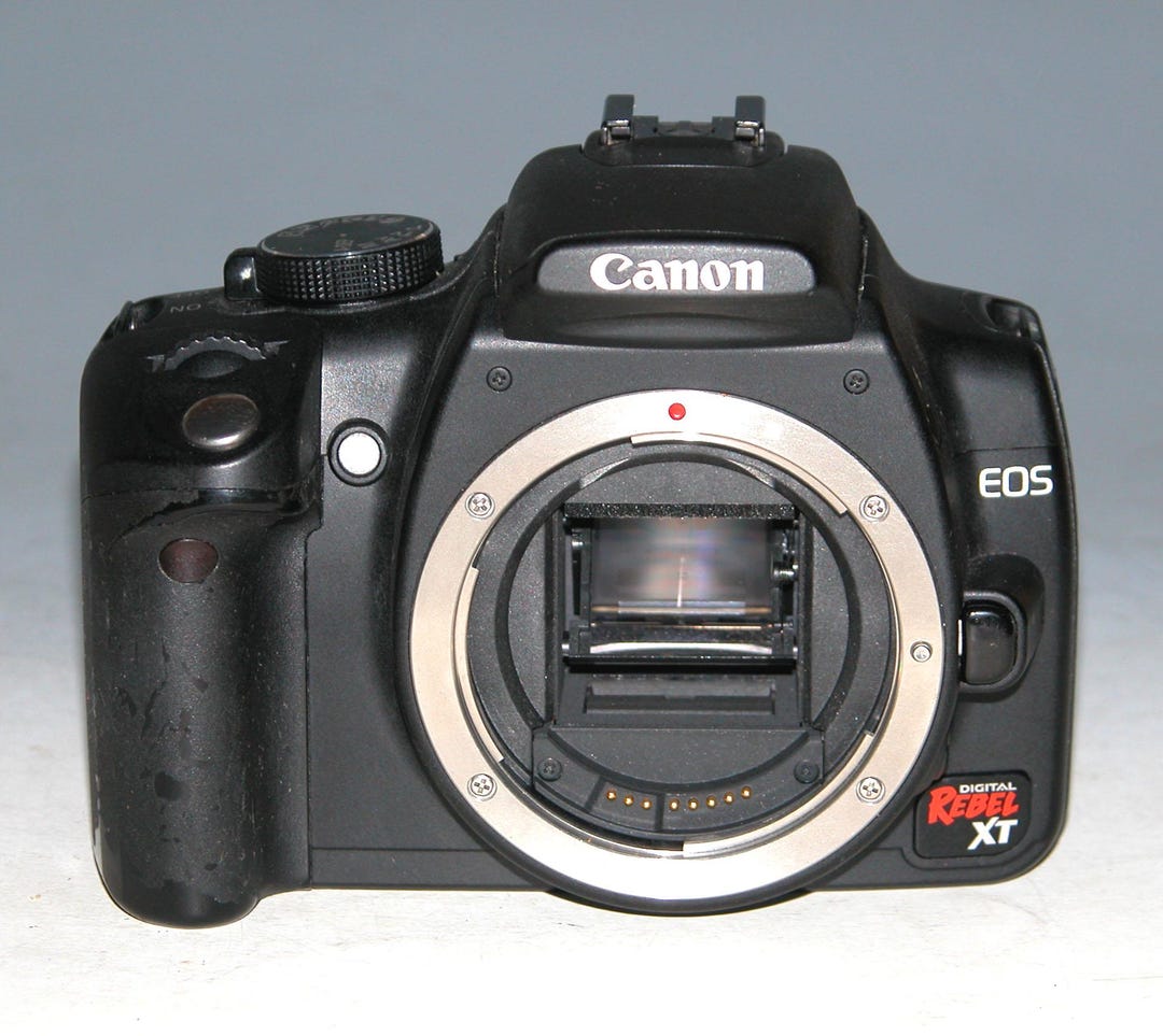 Reconditioned - Canon EOS Digital Rebel XT / 350D 8.0MP DSLR Camera ...