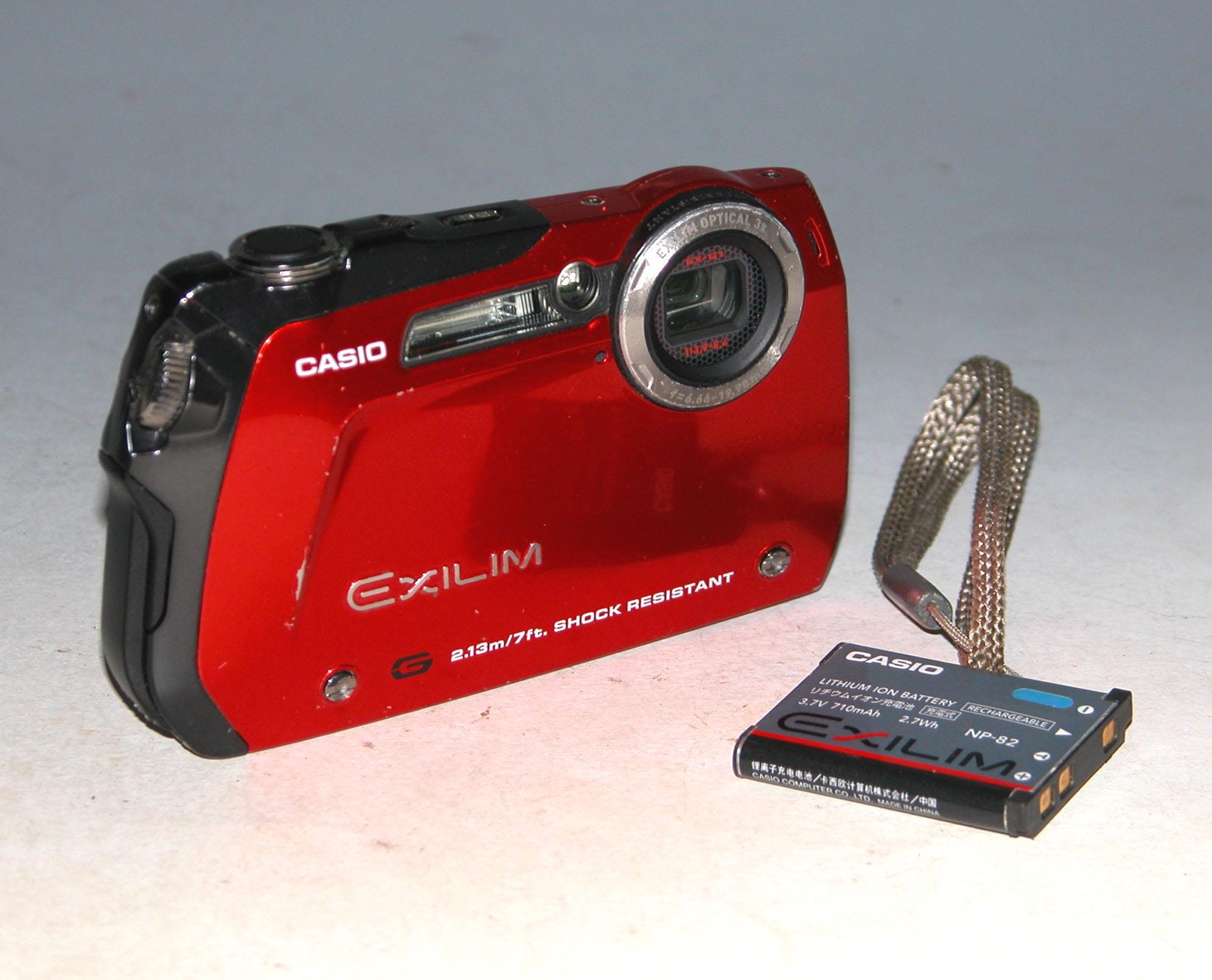 Casio EXILIM EX-G1 12.1MP Waterproof Digital Camera - Red (damage