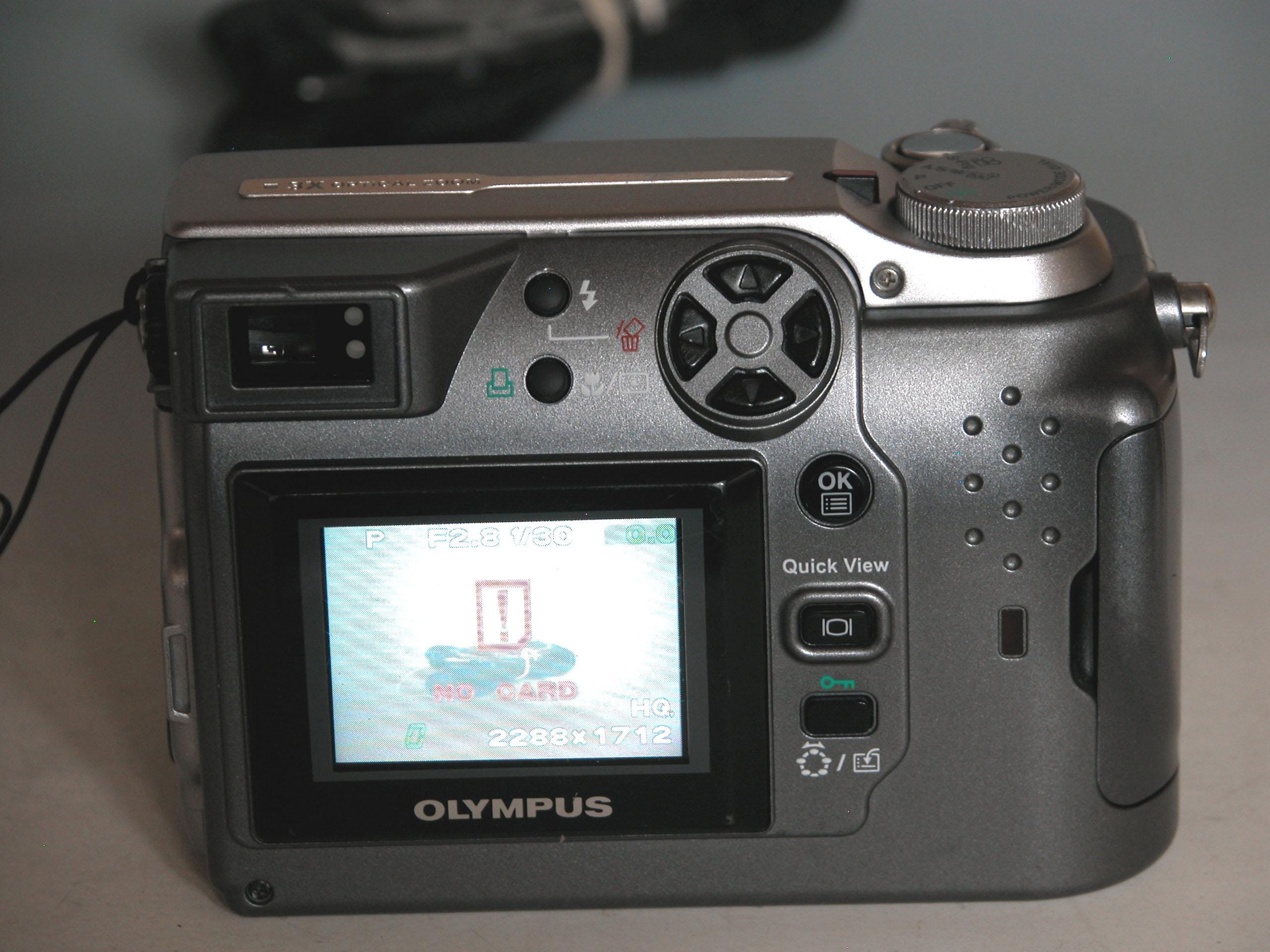 OLYMPUS　CAMEDIA C-4100 ZOOM Olympus Camedia C-4100 Zoom