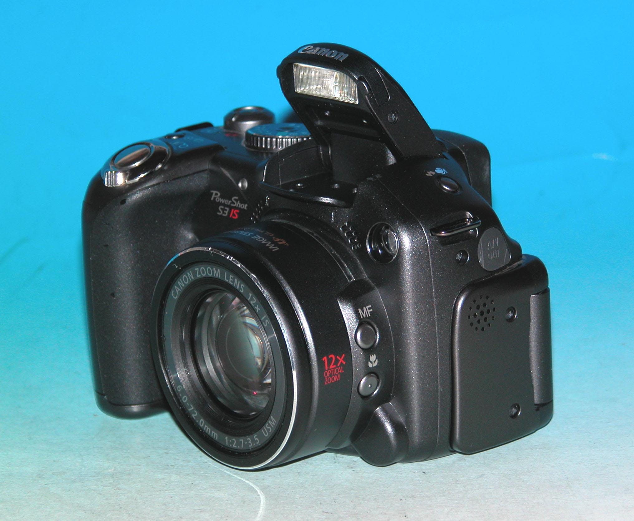 再生品 - キヤノン PowerShot S3 IS 6.0MP デジタルカメラ #8753 (単3