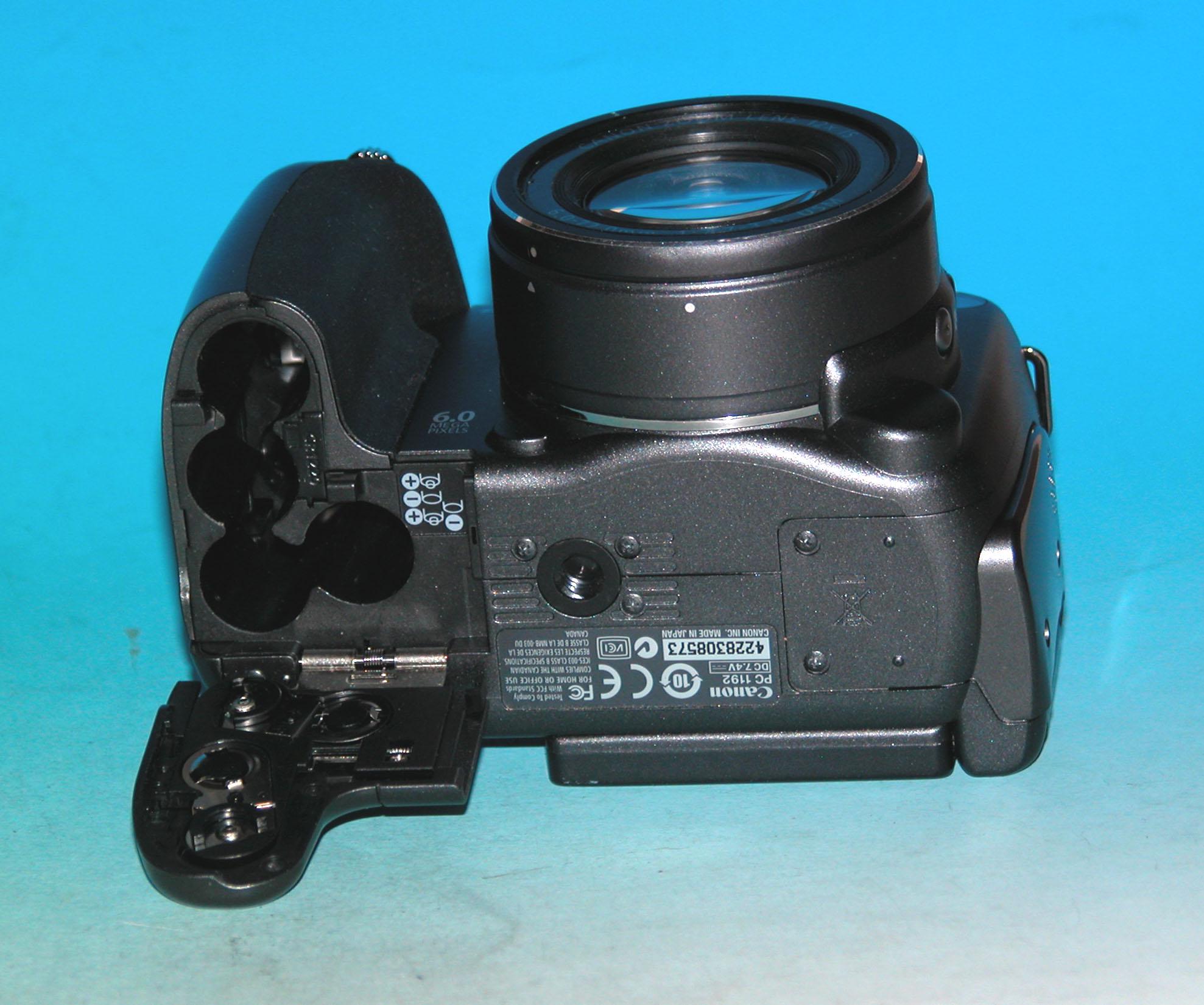 再生品 - キヤノン PowerShot S3 IS 6.0MP デジタルカメラ #8753 (単3