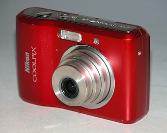 READ Nikon Coolpix L610 Digital Camera+ SD Memory Card !!battery