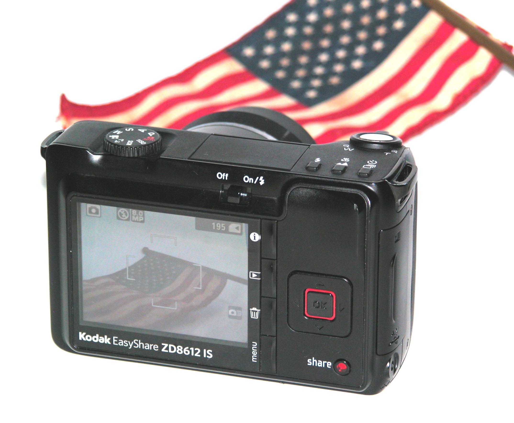 Kodak EasyShare ZD8612 IS 8.1MP デジタルカメラ - ブラック #0748