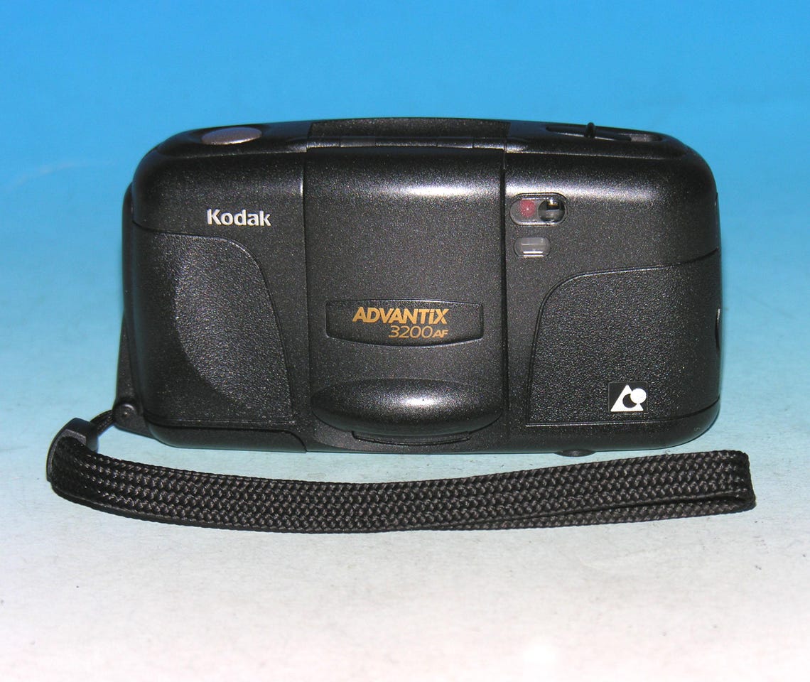 Vintage Kodak Advantix 3200AF 25mm APS Film Camera, foto 1 di 5