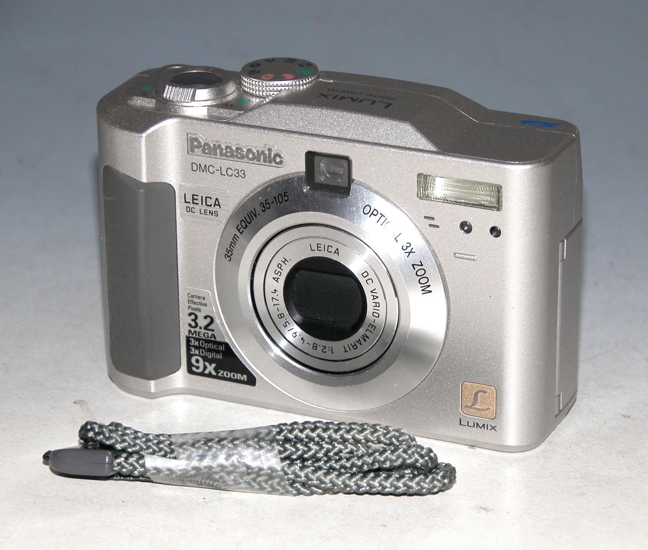 Panasonic LUMIX DMC-LC33 3.2MP Digital Camera *use 2 AA