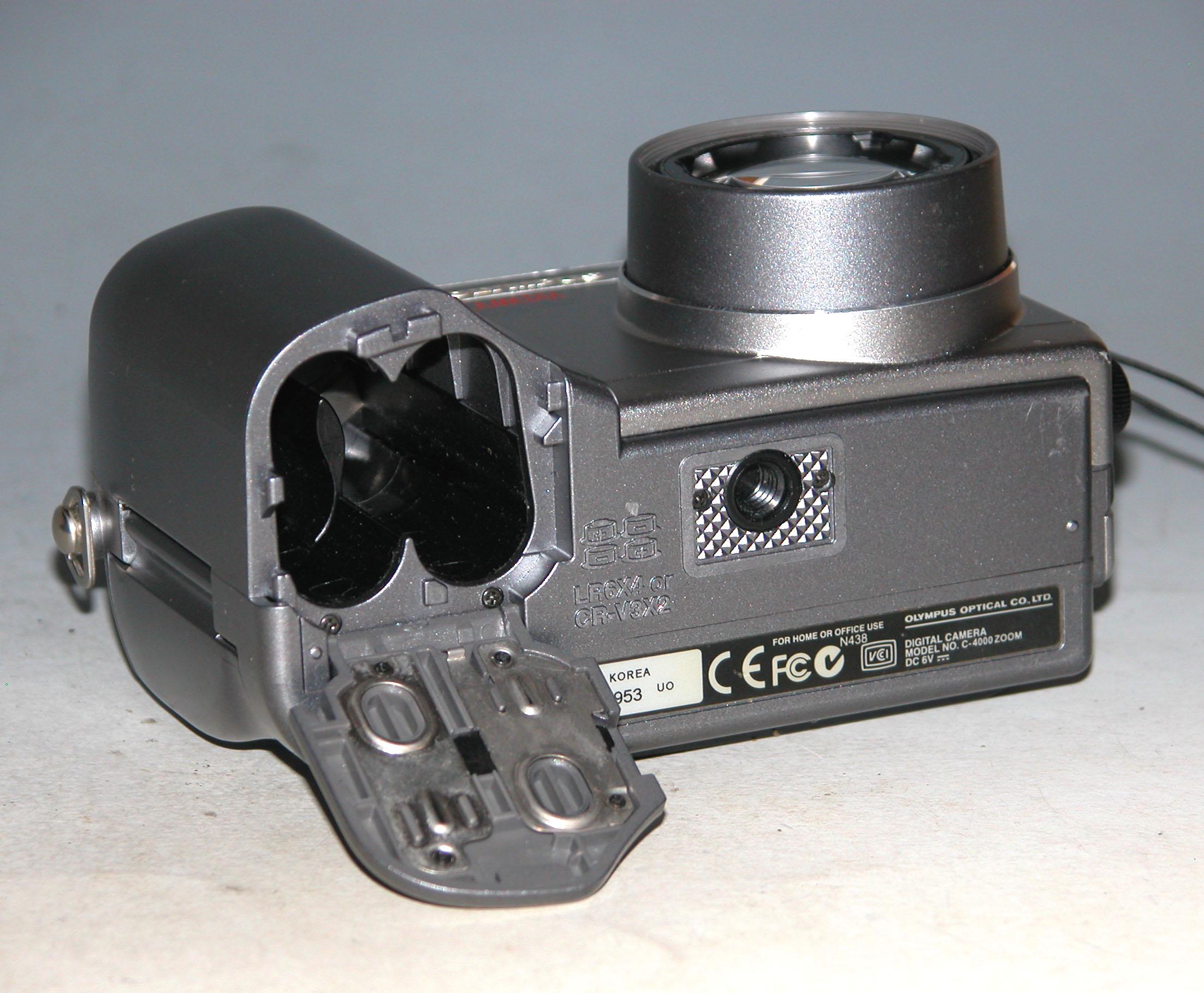 Olympus CAMEDIA C-4000 Zoom 4.0MP Digital Camera #2953