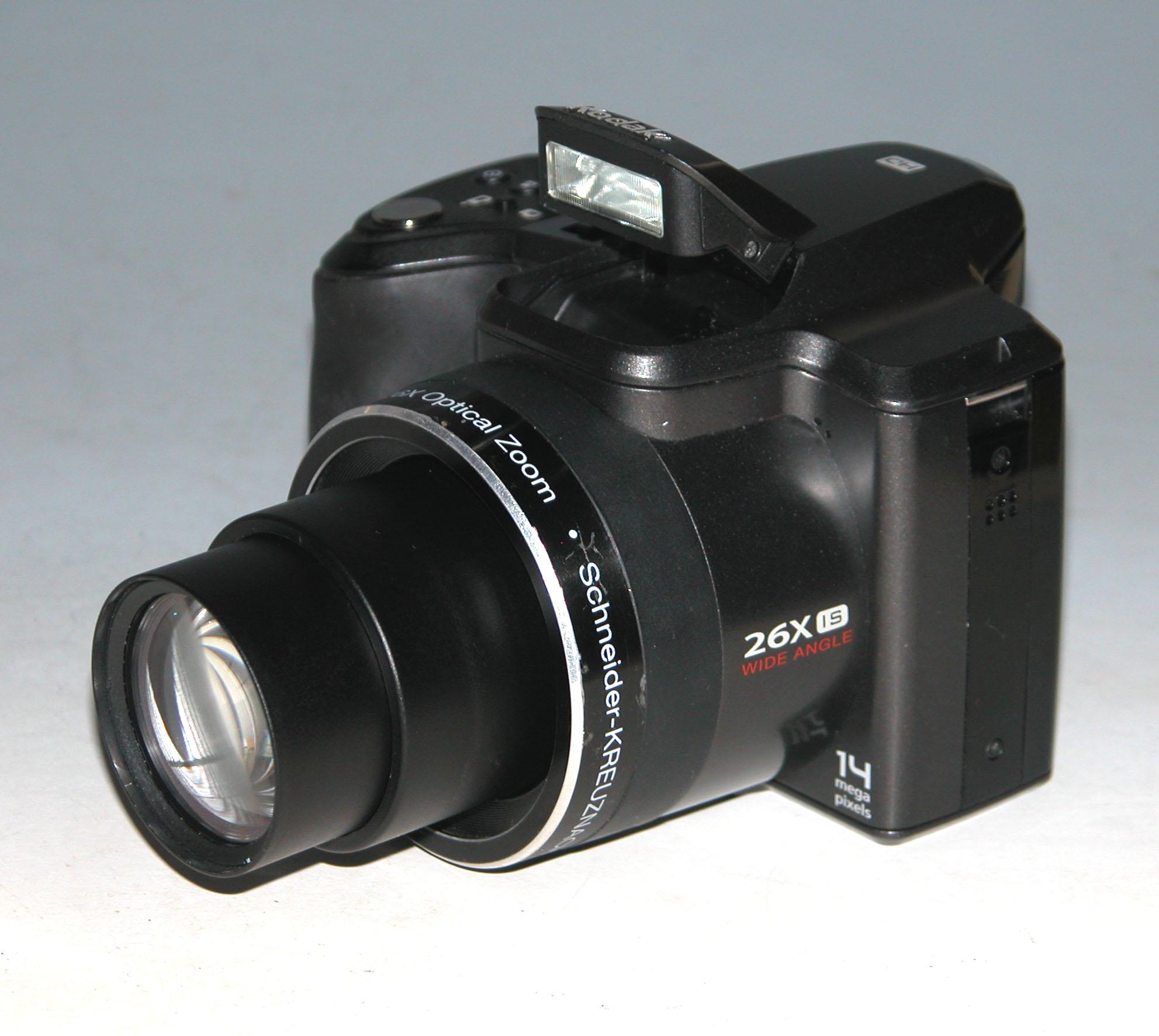 Kodak Easyshare Z981 14.0 MP Digital Camera - Black #1631 (takes 4